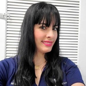 Meet your Posher, Isis maray